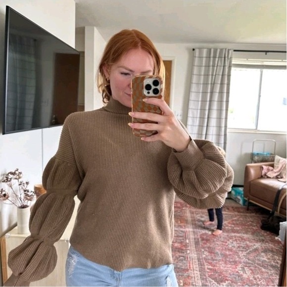 Bohme Tan Ribbed Mock Neck Bubble Sleeve Cute Neutral Helena Sweater Size M - Picture 2 of 8